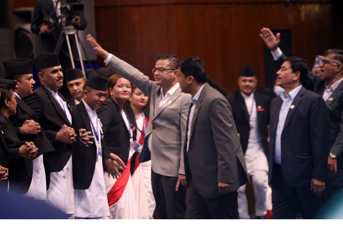 एमालेको नारावाजीपछि प्रतिनिधि सभा बैठक शुक्रबारसम्मका लागि स्थगित